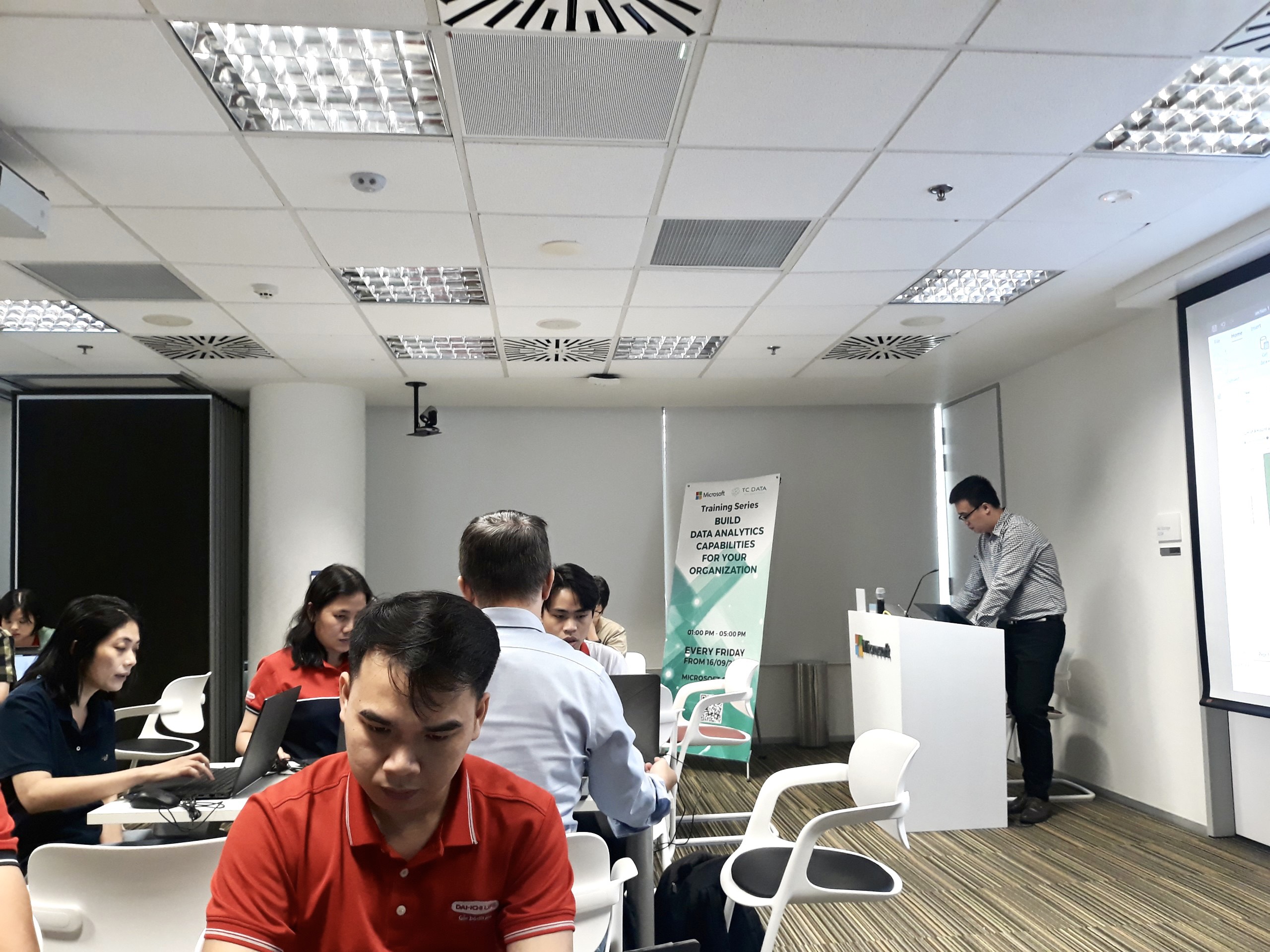 Sự kiện Data Cleansing & Modeling 07/10/2022